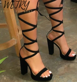 банкетна джапанки, дамски пролетно-летни нови пикантен дамски сандали на висок ток с преминаването каишка, улични модерни ежедневни чехли 2020