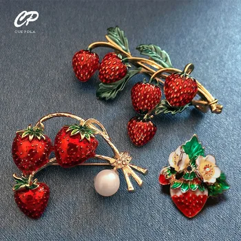 Мода плодове сладки сладки цветя ягоди момиче с брошка на емайла копринен шал обтегач облекло сто подходящите аксесоари